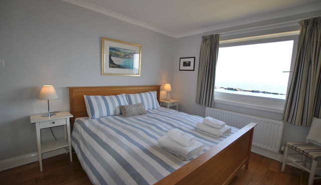 Sandy Sorland's Beach House- stunning seaside home