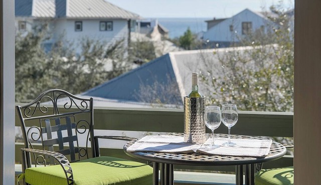 Sandy Souls Cottage & CH - NEWLY RENOVATED! GULF VIEWS! ACCESS TO FITNESS/TENNIS