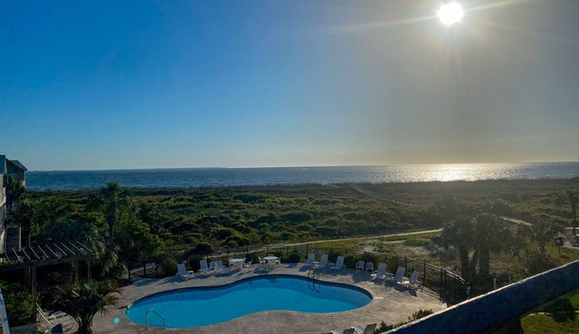 Sandy Toes Condo's