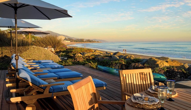 Sandyland Cove Beach Cottage - Exclusive Oceanfront Sanctuary