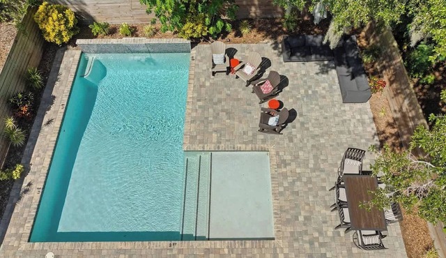 Sanford Splash l Pool l Dogs OK l Walk to DNTN