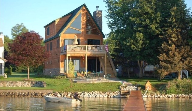 Sangria Sunrise - Lake Leelanau Chalet