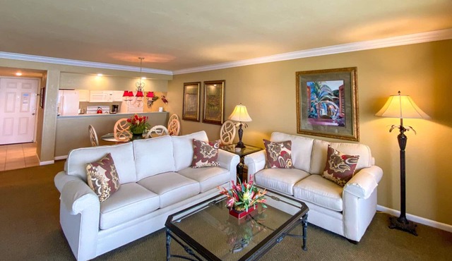 Sanibel Harbour Resort Harbour Tower 716: Private beach, heated pool, and grill