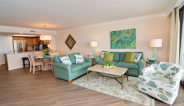 Sanibel Harbour Resort Bay View Tower 236: Beachfront condo overlooking San Carlos Bay.