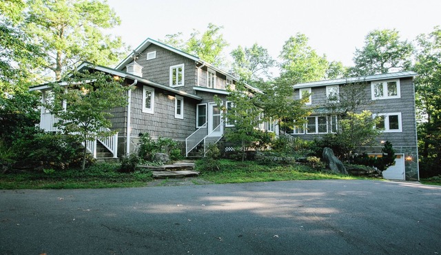 Sanjema Lodge | Spacious Home in Ridgecrest