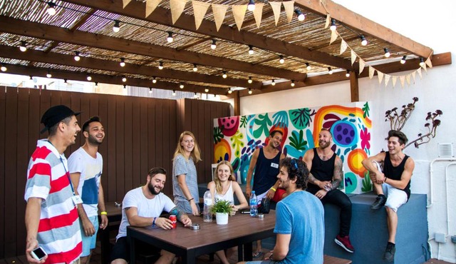 Sant Jordi Hostels Gracia