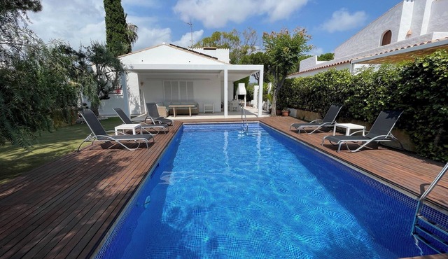 Sant Pere De Ribes: House/Villa - Sant Pere de Ribes