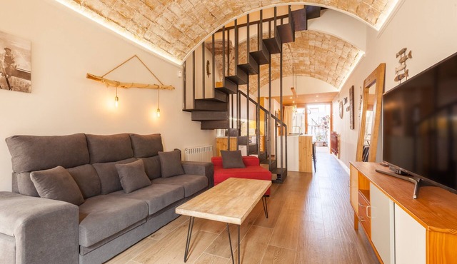 Sant Rafel House – Private Terrace, 5-Minute Walk to the Beach