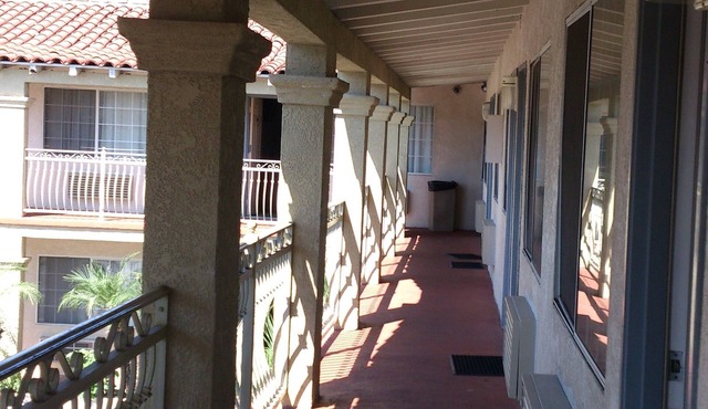 Santa Ana Travel Inn