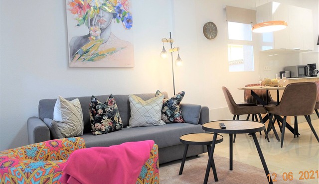 Santa Barbara Apartment - 200 meters to the Beach