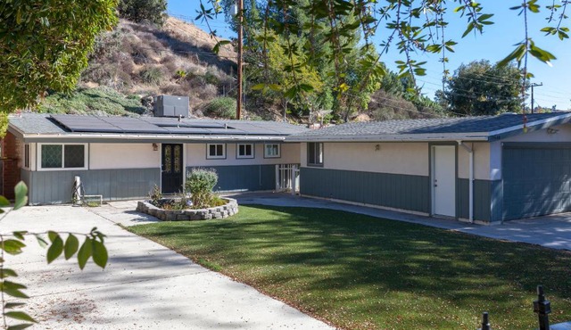 Santa Clarita