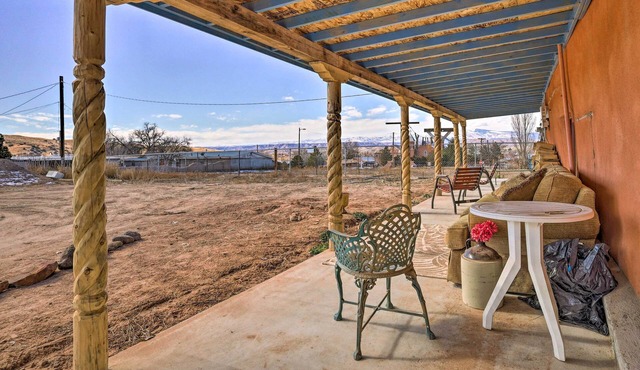 Santa Cruz Home w/Mountain Views!