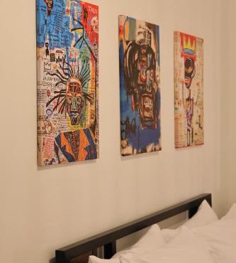 Santa Cruz rooms and hospitality