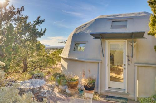 Santa Fe Geo Dome w/Trail Access & Views