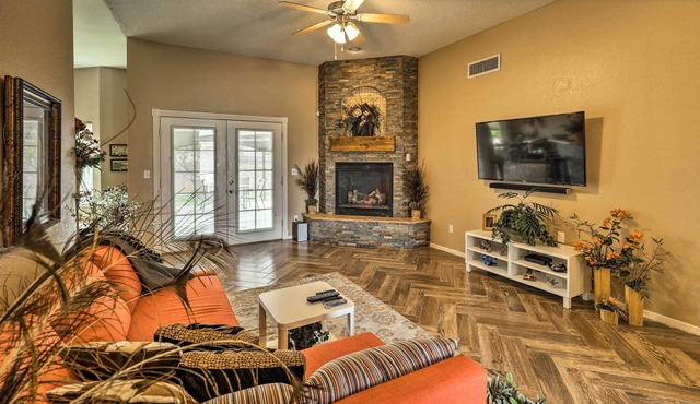 Santa Teresa Home w/ Private Patio Mins to El Paso