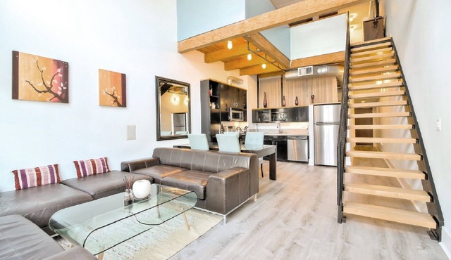 Santana Row Penthouse. Sleeps 5, 4 beds. 2 bedroom, 2 bath. Faces the Row