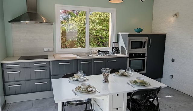 SANTEC Gîte 500M de la Mer, plage du DOSSEN sable blanc, Forêt,Finistère Bretagne