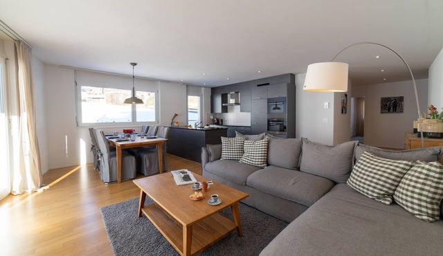 Säntis 8-person holiday apartment with magnificent mountain views
