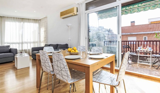 Sants-Les Corts Galileu by Interhome
