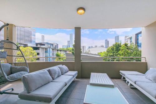 Saphira Edge - Art Deco Elegance in Brisbane's Heart