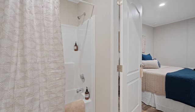 Sapphire 2BR/2Bath Module Cottage at Blue Hollow