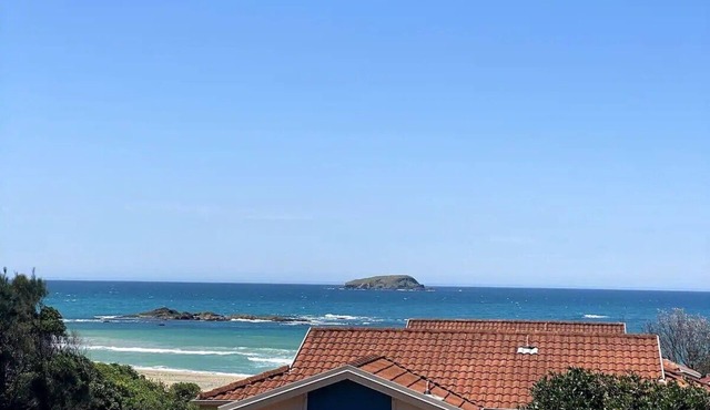 Sapphire Beach Front Villa with Ocean Views