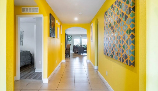 Sapphire Island/King bed “Rock Springs/Wekiva”