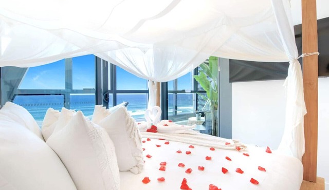 Sapphire Oceanview Suite