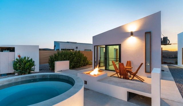 Sarab Suite 1 Simple Private Jacuzzi