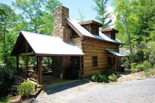 Sarah`s Cabin · Sarah`s Cabin in Pisgah Forest
