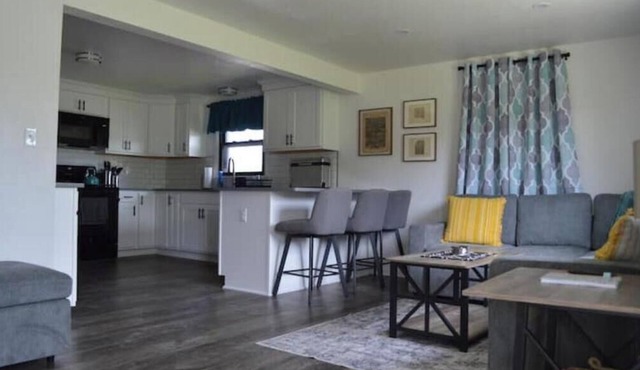 Sarah's Place, Grove City