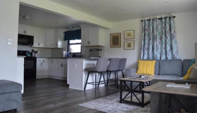 Sarah's Place, Grove City