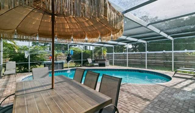 Sarasota Family Home | Private Heated Pool | Relax