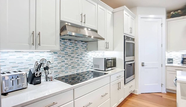 Sarasota Luxury Vacation for 12