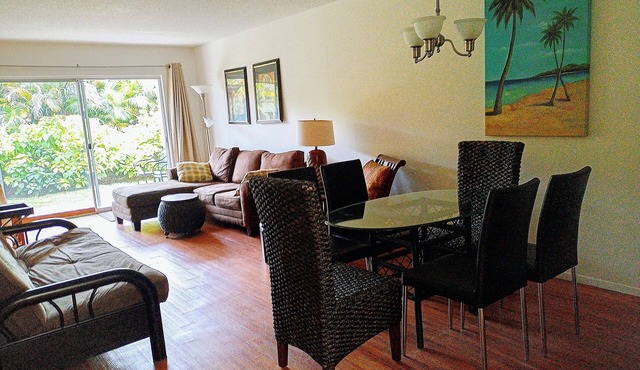 Sarasota Near Siesta Key. 2 Brs with King beds, Patio, 1st floor. Large Patio.