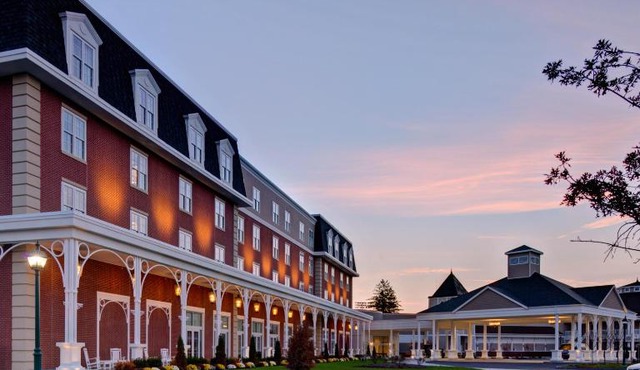 Saratoga Casino Hotel