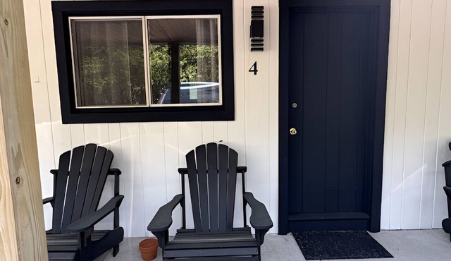 Saratoga Garden Motel - Room 4