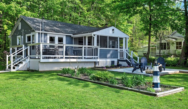 Saratoga Lake, 3 Cottages + Private Beach With Dock