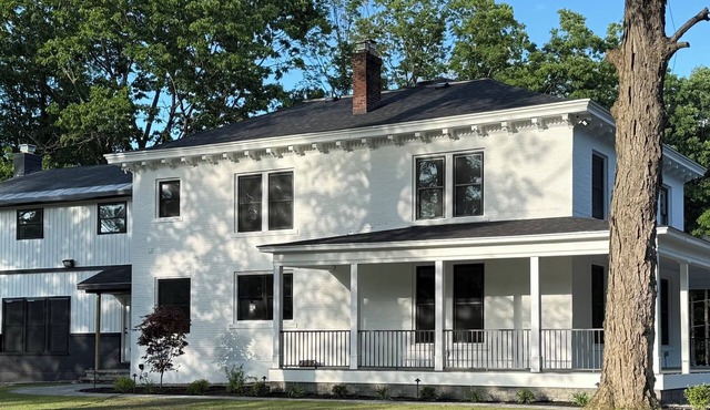 Saratoga Luxurious Retreat