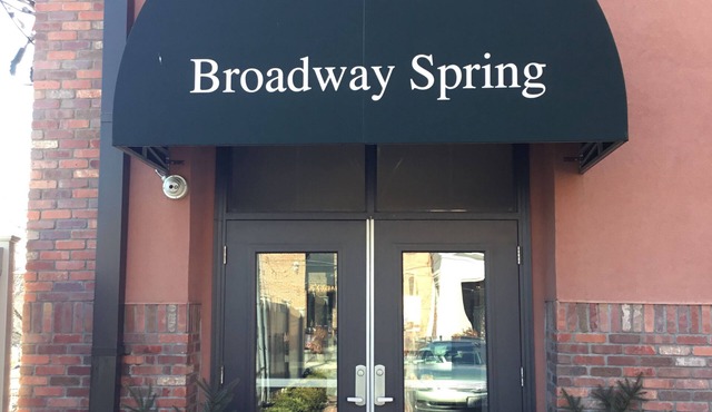 Saratoga Springs Condo Downtown