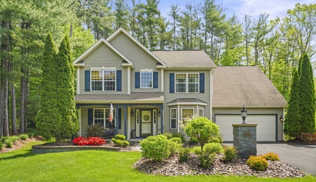 Saratoga Springs/Lake George/Pool/Hot Tub/Families