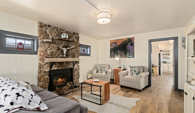 Saratoga Stage Coach Stop