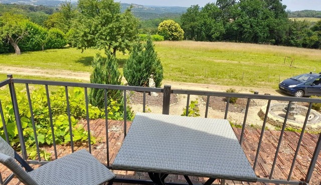 Sarlat 10 minutes from Stunning views in French countryside