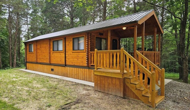 Sassafras Woodland Cabin at Lost Trails