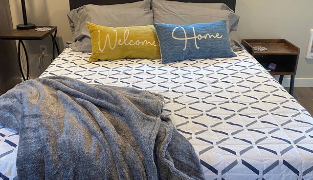 Sassy Studio in private & convenient location