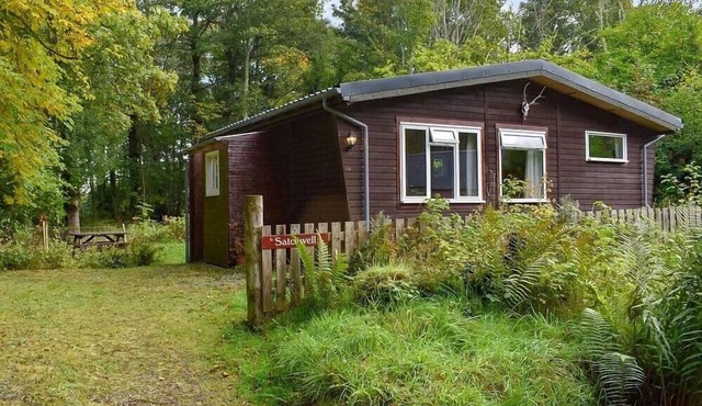 Satchwell Chalet on Reelig Estate - Dog Friendly