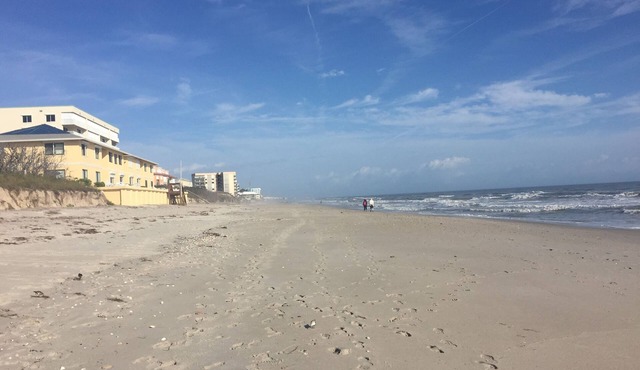SATELLITE BEACH, FL- DIRECT OCEANFRONT