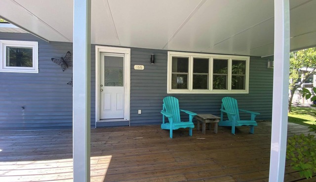 Sauble Beach Birchwood Cottagen5 min walk to the beach & 10 min walk to strip