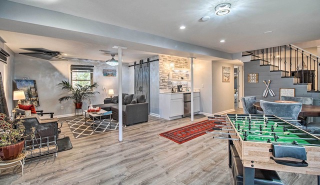 Sauna & Game Room: Lake House in Locust Grove!