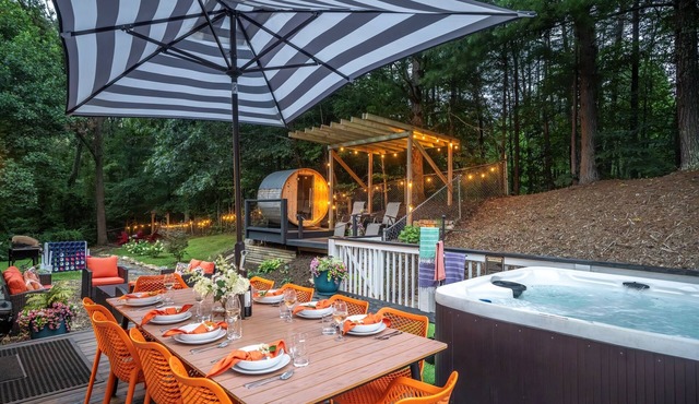 Sauna-Hot Tub-Arcades-Outdoor Theater-Sleeps 14!